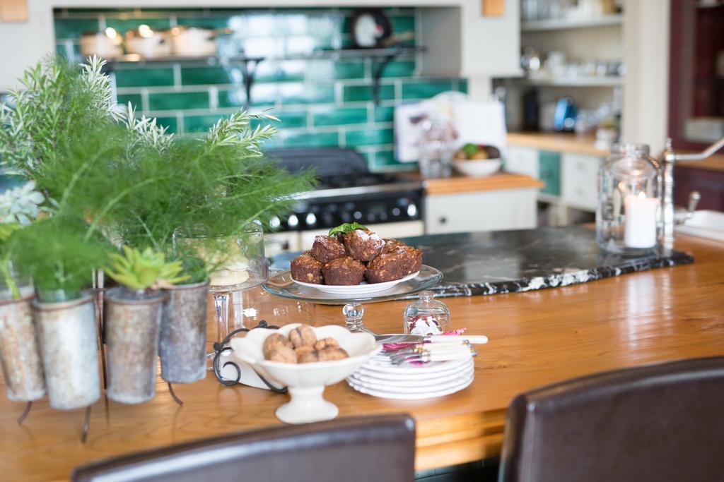 The French Country House, Tauranga Omokoroa Beach 외부 사진